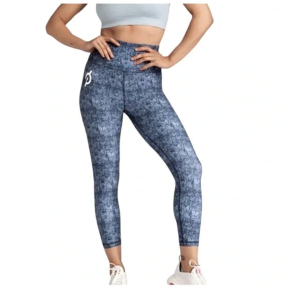 Peloton Cadence Capri Leggings, Century Shirt & Stickers Size M - Picture 2 of 9